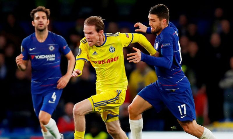 Hleb (37) gaat tóch nog jaartje door en mag zich verheugen op weerzien met Arsenal Afbeelding: Hleb (37) gaat tóch nog jaartje door en mag zich verheugen op weerzien met Arsenal