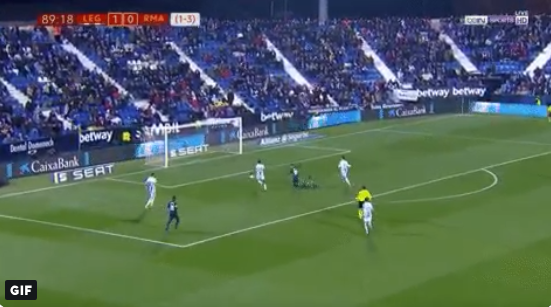 Vinicius op de brommer: wonderkind van Real Madrid maakt indruk met sprint