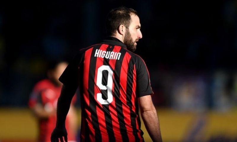 Chelsea heeft Higuaín binnen; Piatek volgt Argentijn op bij AC Milan Afbeelding: Chelsea heeft Higuaín binnen; Piatek volgt Argentijn op bij AC Milan