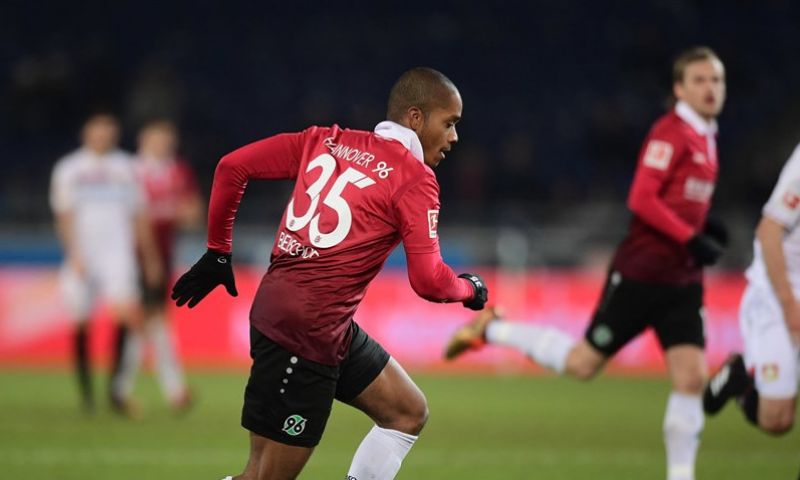 Scorend De Graafschap heeft nu wél beet: oud-spits AZ en RKC gepresenteerd Afbeelding: Scorend De Graafschap heeft nu wél beet: oud-spits AZ en RKC gepresenteerd