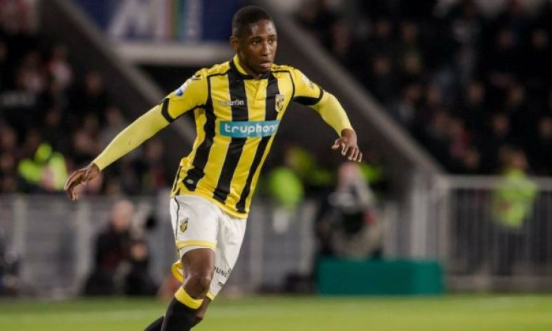 De Boer maakt gehakt van Nederlander in Amerikaans oefenduel: 'Was niet prettig' Afbeelding: De Boer maakt gehakt van Nederlander in Amerikaans oefenduel: 'Was niet prettig'