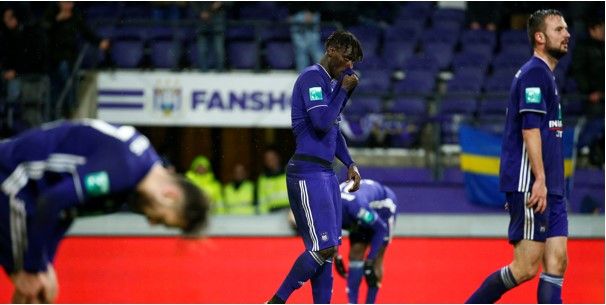 Anderlecht-fans zijn het beu: We maken ons op voor PO2 in een leeg stadion