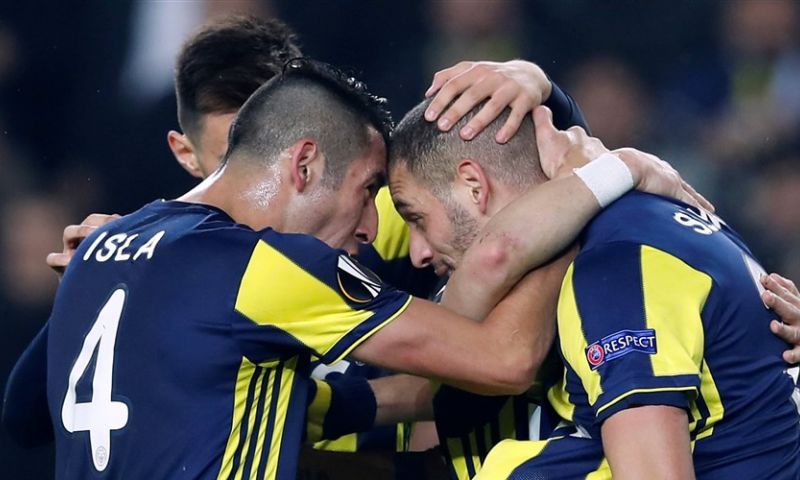 Worstelend Fenerbahçe wint wel in Europa: Zenit Sint-Petersburg verslagen Afbeelding: Worstelend Fenerbahçe wint wel in Europa: Zenit Sint-Petersburg verslagen
