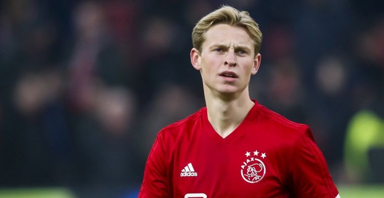 Frenkie de Jong debuteert voor Barcelona-camera: 'Overmars meteen positief'