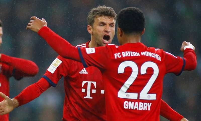 Titelstrijd in Duitsland helemaal open: Bayern wint topper en komt naast Dortmund Afbeelding: Titelstrijd in Duitsland helemaal open: Bayern wint topper en komt naast Dortmund