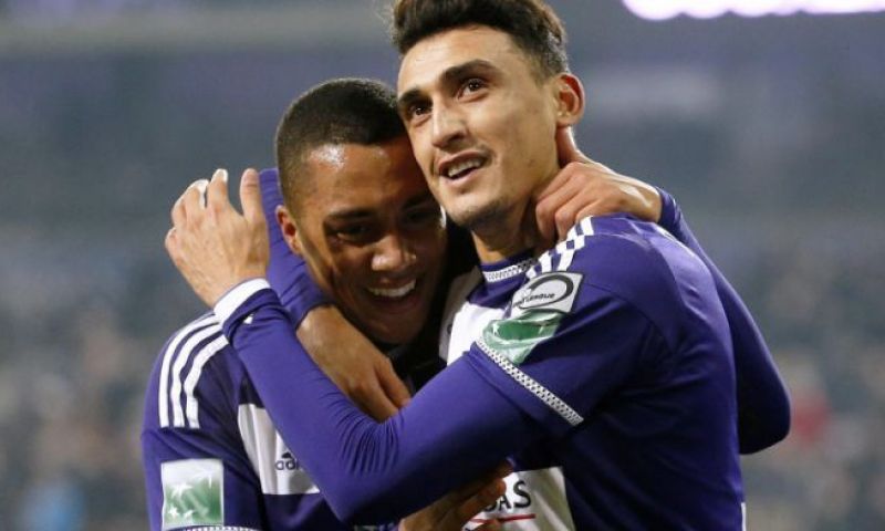 Suarez (ex-Anderlecht) mag met Messi spelen: Afbeelding: Suarez (ex-Anderlecht) mag met Messi spelen: