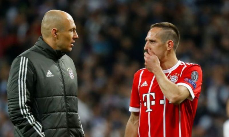 'Xavi mengt zich in strijd om Ribery: Fransman kan evenveel blijven verdienen' Afbeelding: 'Xavi mengt zich in strijd om Ribery: Fransman kan evenveel blijven verdienen'