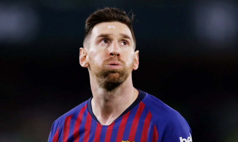 Messi krijgt staande ovatie van Betis-fans: Afbeelding: Messi krijgt staande ovatie van Betis-fans: