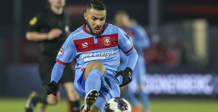 'Je bent niet goed geïnformeerd, haha. Ik verdien echt geen Ajax-salaris'