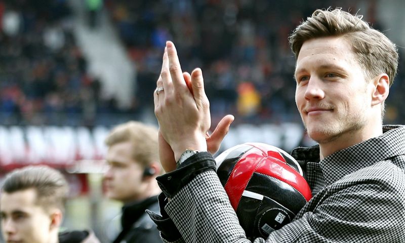 Weghorst 'lijp' na clash met Utrecht-supporter: Afbeelding: Weghorst 'lijp' na clash met Utrecht-supporter: