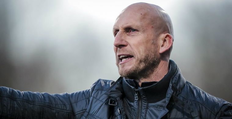 Stam genomineerd voor eretitel: beste niet-Britse speler uit de Premier League