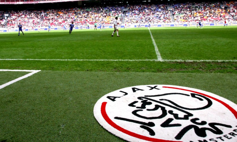 Geruchten in Alkmaar: Ajax haalt jonge verdediger op bij AZ Afbeelding: Geruchten in Alkmaar: Ajax haalt jonge verdediger op bij AZ