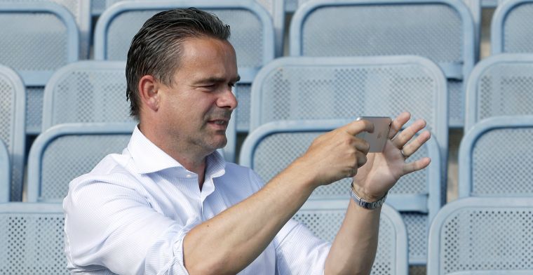 Overmars: 'Er zit een maar aan, wij gaan niet te veel spelers van Barça halen'