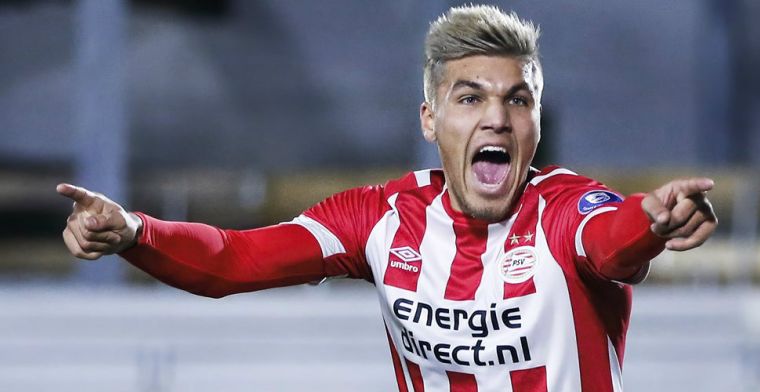 PSV legt gewilde spits langer vast: 'Ik zit hopelijk niet ver van de basis'