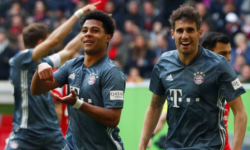 Bayern München scoort vier keer en neemt koppositie weer over van Dortmund Afbeelding: Bayern München scoort vier keer en neemt koppositie weer over van Dortmund