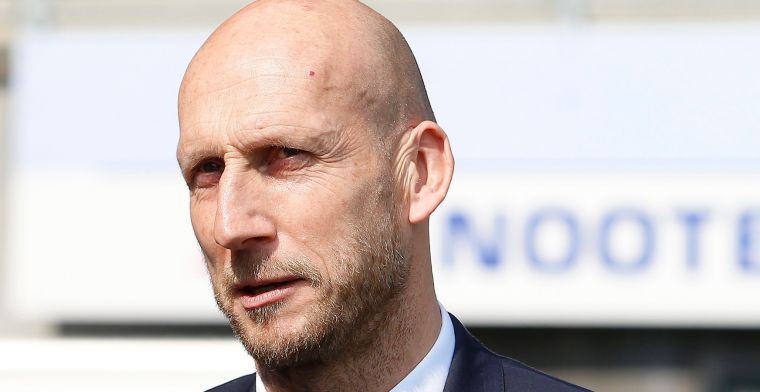 LIVE-discussie: Stam kiest op bekend terrein voor twee spitsen, Tapia terug