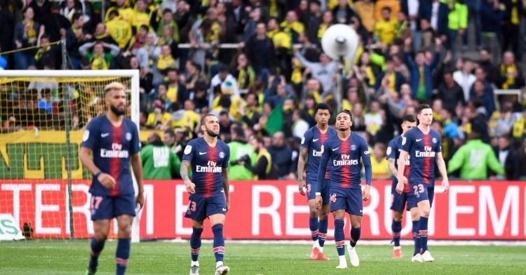 PSG is het helemaal kwijt en moet titelfeest voor derde keer op rij uitstellen