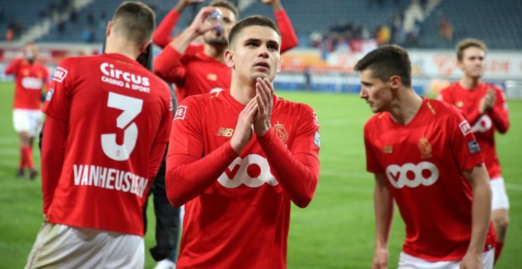 Lof voor Ajax-aankoop: 'Komt niet in media omdat hij 6 vriendinnen heeft gedumpt'