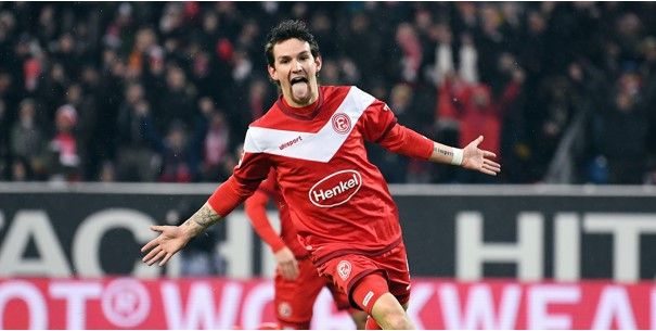'Raman kan sterk seizoen bij Düsseldorf bekronen met transfer naar Premier League'