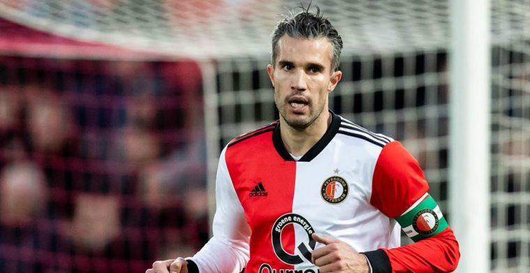 Van Persie gaat door bij Feyenoord, maar neemt eerst jaartje rust