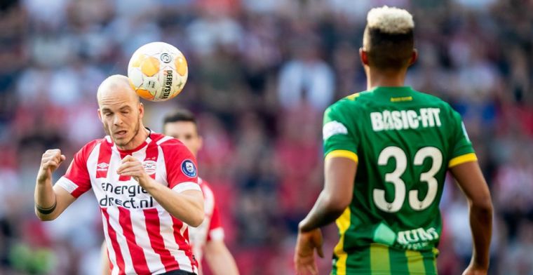 Janssen uit onbegrip over PSV-wissel Van Bommel in minuut 93: 'Even serieus...'