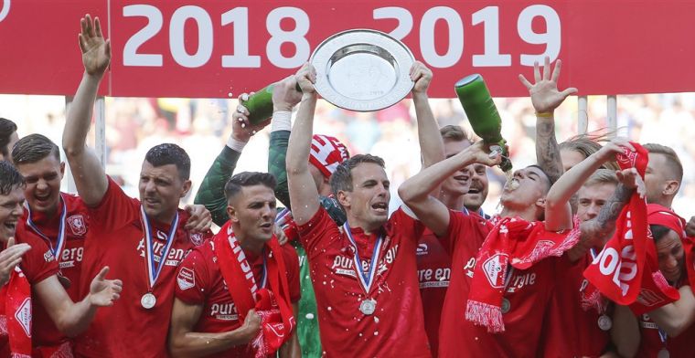 'Wonder dat we kampioen zijn geworden, fans waren beter dan wij hebben gespeeld'
