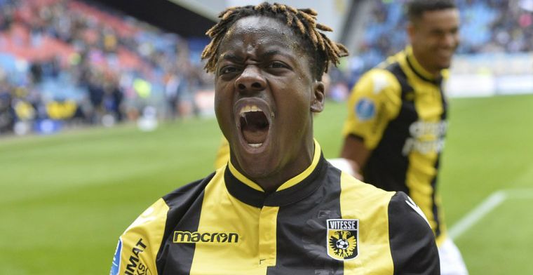 Twee-eiige tweeling klopt aan de deur bij NEC én Vitesse: Anthony lag bijna voor