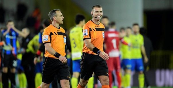 Laforge leidt Anderlecht - Racing Genk, Lambrechts neemt plaats in het busje