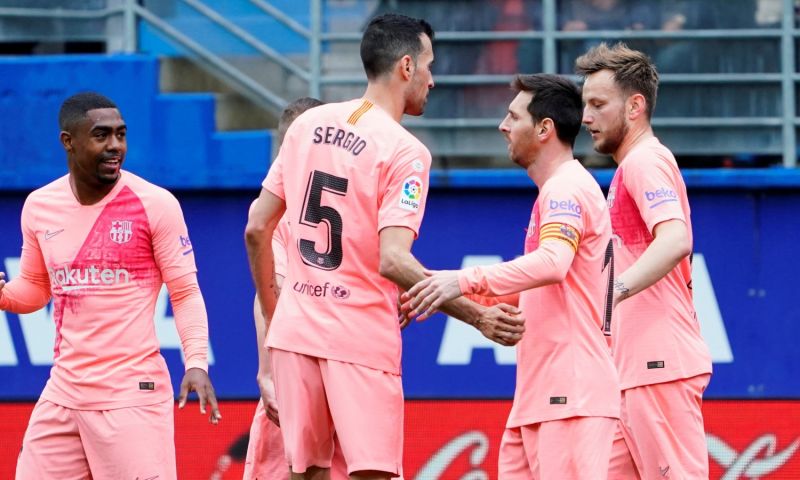 Barcelona eindigt met gelijkspel na foutjes Cillessen en dubbelslag Messi Afbeelding: Barcelona eindigt met gelijkspel na foutjes Cillessen en dubbelslag Messi