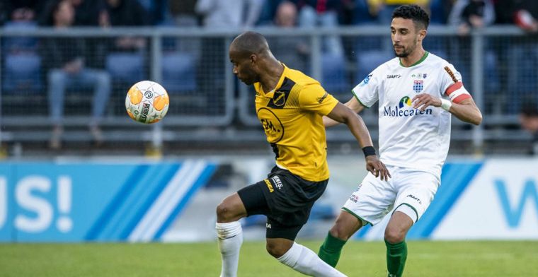 'Ajax en Feyenoord vissen achter het net, Namli afgereisd naar Rusland'