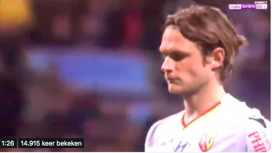GOAL! Lens-supporters door het dolle heen na strafschop Guillaume Gillet