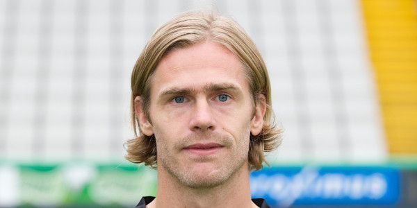 OFFICIEEL: Cornelis (ex-Racing Genk) wordt net als Kompany speler/trainer