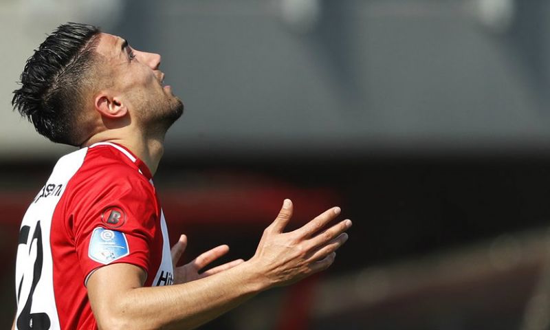 'Nottingham Forest, Olympiakos Piraeus en Real Betis willen back van FC Emmen' Afbeelding: 'Nottingham Forest, Olympiakos Piraeus en Real Betis willen back van FC Emmen'