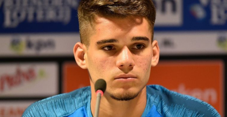 Ajax aast op 'typische Ajax-speler': 'Misschien heeft hij aanpassingstijd nodig'