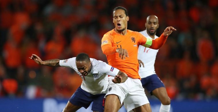Blind kijkt met bewondering: 'Hij heeft zo veel talent, die kan overal spelen'
