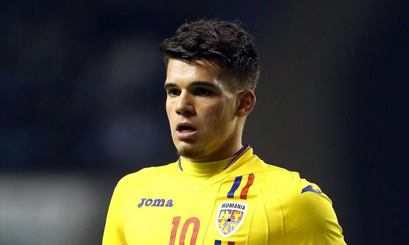 'Hagi wil twee bizarre clausules laten opnemen in recordtransfer Ajax-doelwit' Afbeelding: 'Hagi wil twee bizarre clausules laten opnemen in recordtransfer Ajax-doelwit'