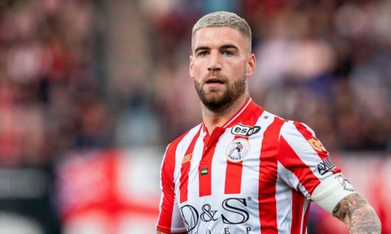 Veldwijk: 'Ik open Twitter, persconferentie van de bondscoach. Zo hoorde ik het' Afbeelding: Veldwijk: 'Ik open Twitter, persconferentie van de bondscoach. Zo hoorde ik het'