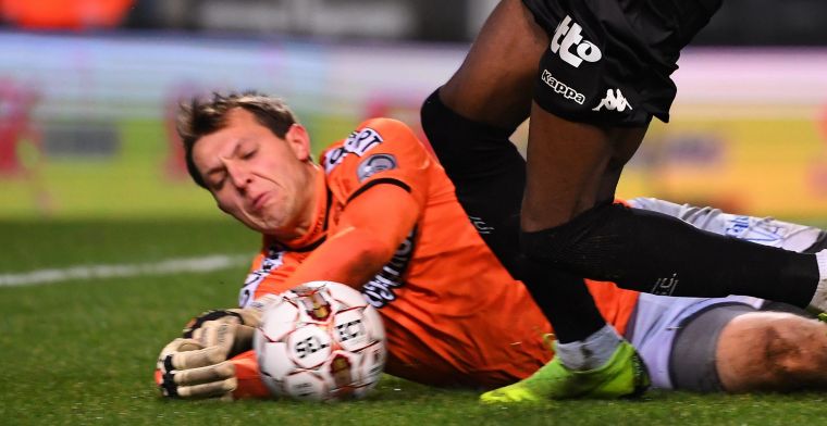 'Voormalig Anderlecht-trainer Van den Brom wil Roef naar FC Utrecht halen'