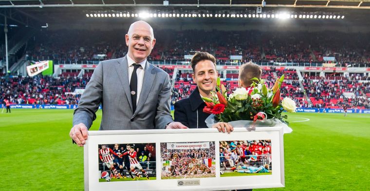'Toen ik begon, had Ajax om en nabij honderd miljoen op de bank, wij min vijftig'