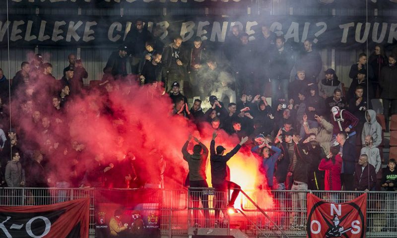 Escortbedrijf helpt Helmond Sport uit de brand met gulle crowdfunding-donatie Afbeelding: Escortbedrijf helpt Helmond Sport uit de brand met gulle crowdfunding-donatie