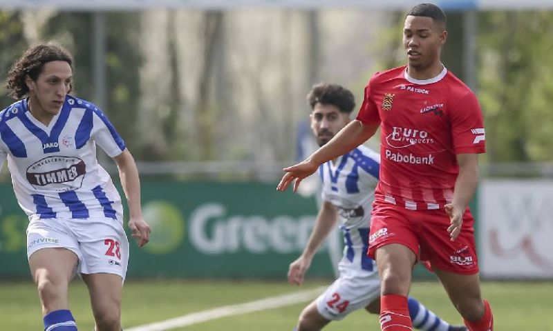 Van de amateurs naar Eredivisie-voetbal: 'Ik weet niet wat ik moet verwachten' Afbeelding: Van de amateurs naar Eredivisie-voetbal: 'Ik weet niet wat ik moet verwachten'