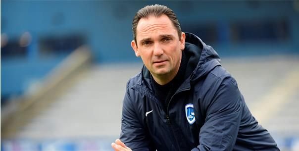 'De Condé zet charmeoffensief in om twee smaakmakers bij KRC Genk te houden'