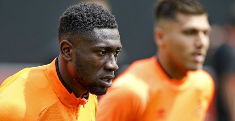 'Mijn zaakwaarnemers praten wel met PSV, maar ik ben niet met een transfer bezig'