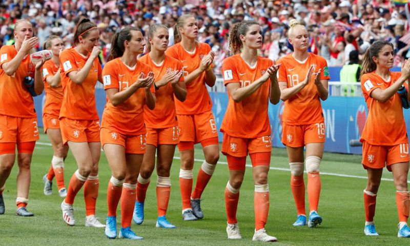 Amerikaanse pers roemt 'dapper' Oranje: 'We moeten het even over haar hebben' Afbeelding: Amerikaanse pers roemt 'dapper' Oranje: 'We moeten het even over haar hebben'