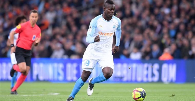 'Balotelli heeft nog geen nieuwe club en wordt aangeboden in de Premier League'