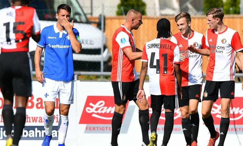 Feyenoord wint dankzij talenten nipt van Duitsers bij officieus debuut Kelly Afbeelding: Feyenoord wint dankzij talenten nipt van Duitsers bij officieus debuut Kelly