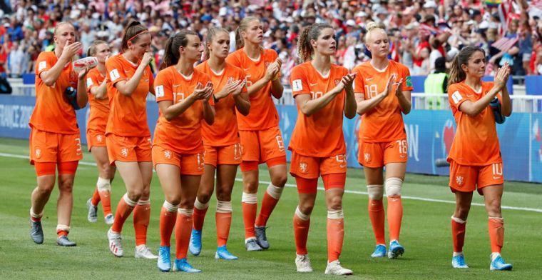 Publieke Omroep pakt miljoenenomzet dankzij Oranje: 'Telefoon stond roodgloeiend'