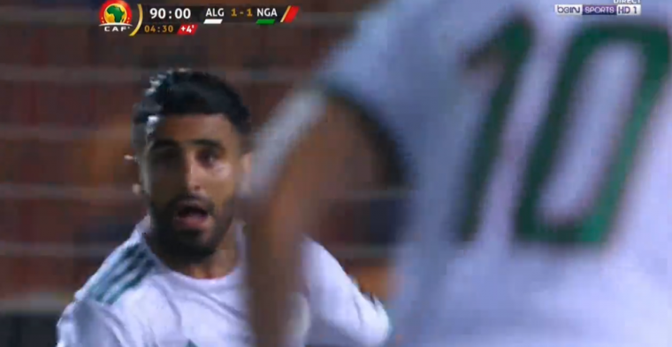 GOAL! Mahrez schiet Algerije in 95e minuut op fraaie wijze naar finale