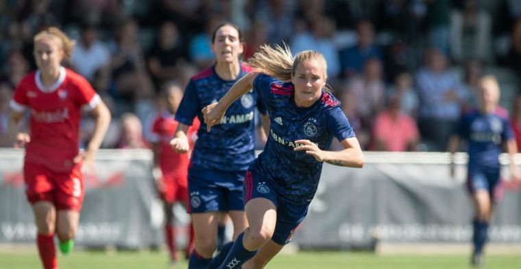 Van Lunteren verrast en keert na jaar terug bij Ajax: 'Zeker een ervaring rijker'