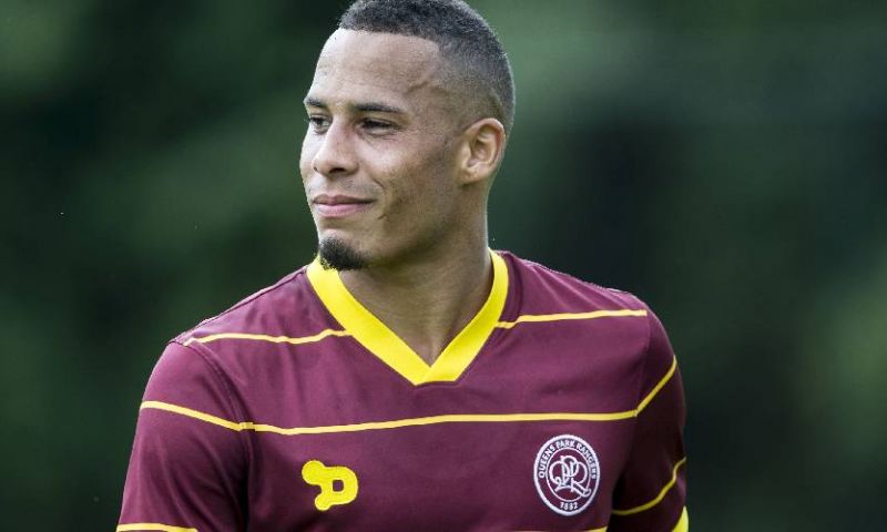 AD: Chery (31) koopt contract in China af en is weer transfervrij Afbeelding: AD: Chery (31) koopt contract in China af en is weer transfervrij